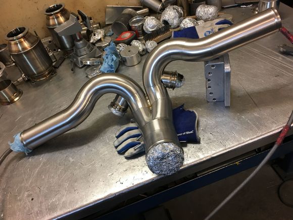 More shots on the bench. The blow off valve flanges are on now.