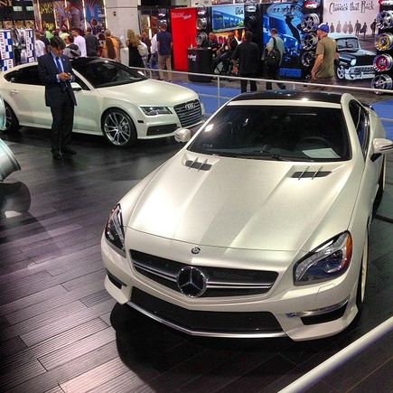 2013 Mercedes SL63 AMG with 3M Matte Pearl White wrap