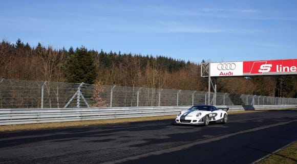GT9 R Nuerburgring 099