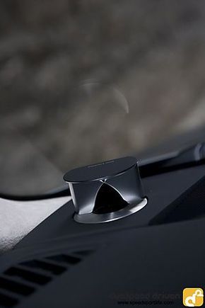 '07 S8 Bang &amp; Olufsen rising speaker from dash: 14 speakers, 1,100 Watts of power (2)