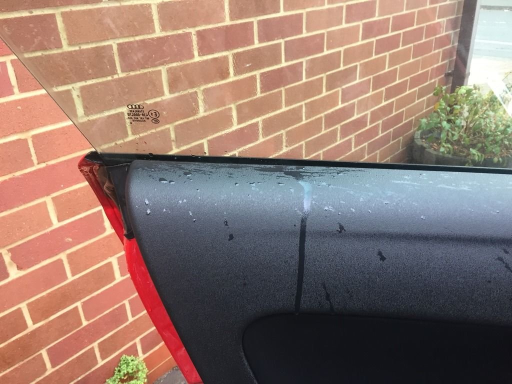 Condensation on rear window? AudiWorld Forums