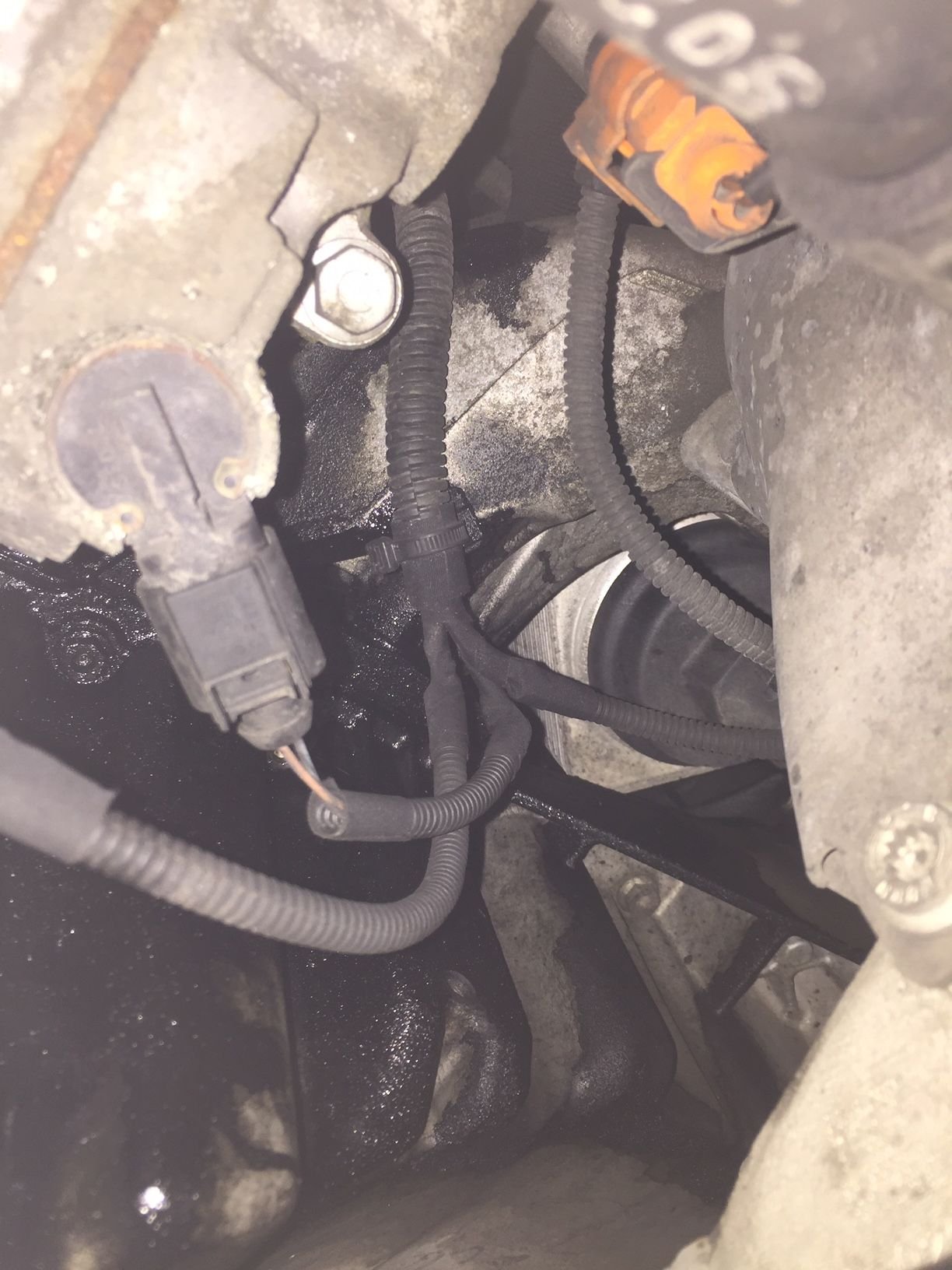 Common 2009 Audi 2.0T Oil Leak Causes - yne3or4