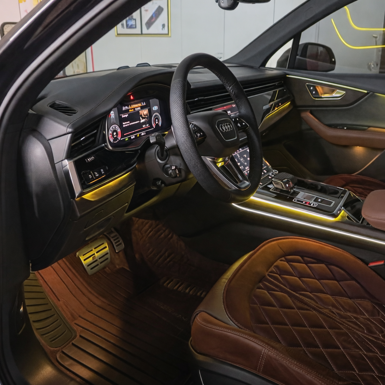 Interior/Upholstery - Audi Q7 2020-2025 OEM Dynamic LED Ambient Light Kits - New - 2020 Audi Q7 - Guangzhou, China
