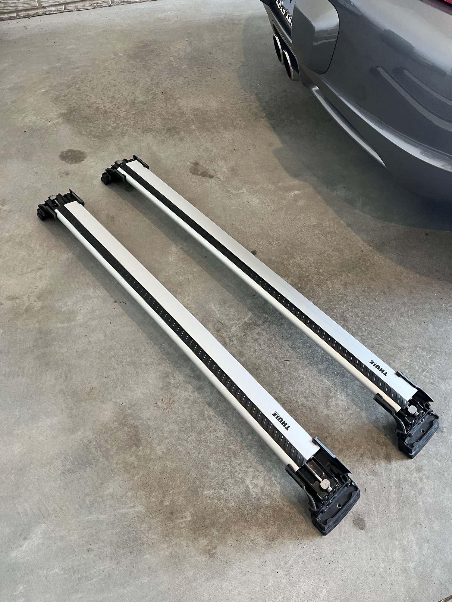 Thule AeroBlade Edge Flush Cross Bar and Foot Pack for 2019 Q7