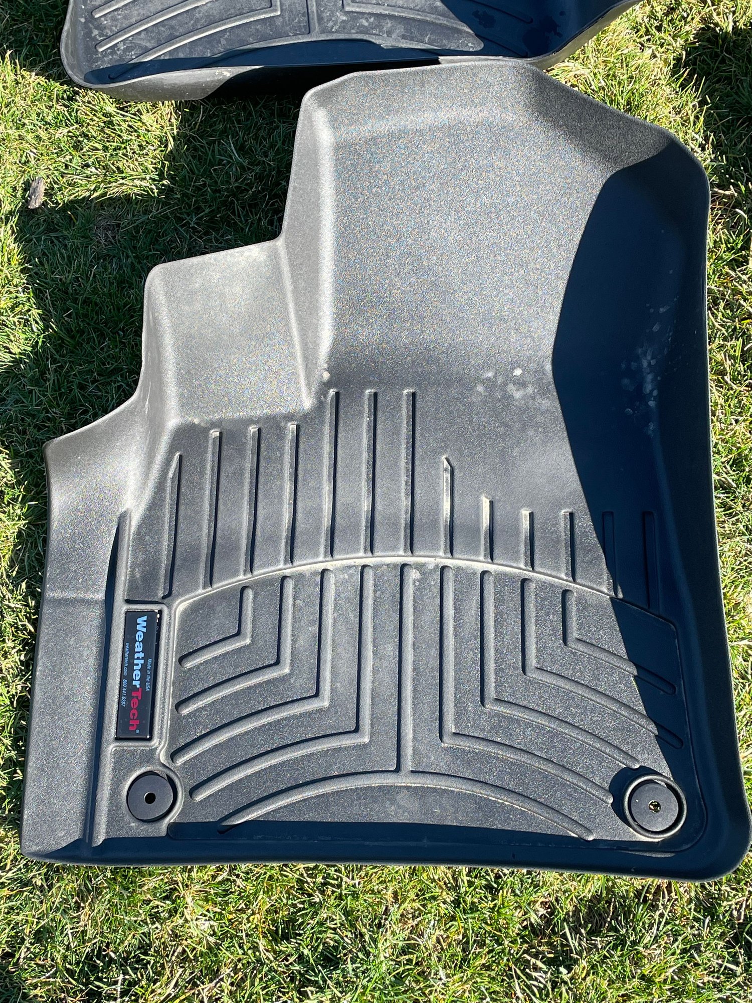 4M Audi Q7 WeatherTech Complete Floor Mat Set AudiWorld Forums