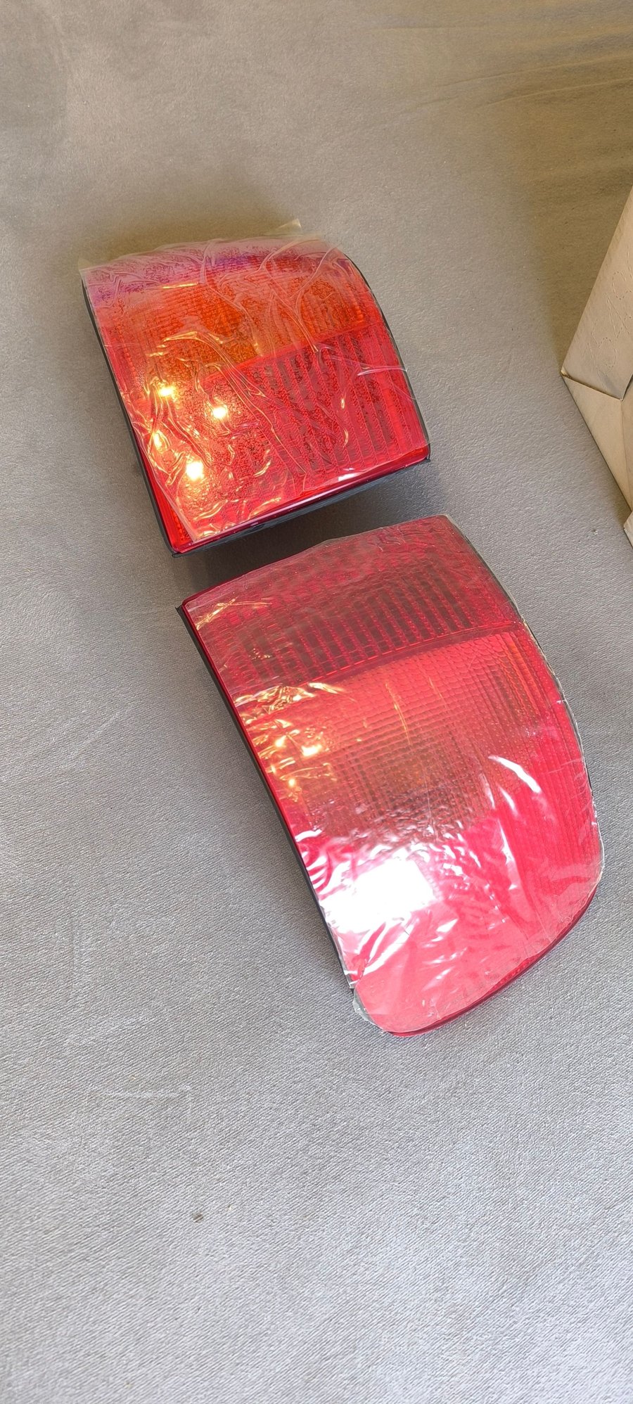 Lights - Audi A8 S8 D2 taillights new 4D0945093 4D0945094 4D0945095 4D0945096 - New - -1 to 2027  All Models - Sisak, Croatia