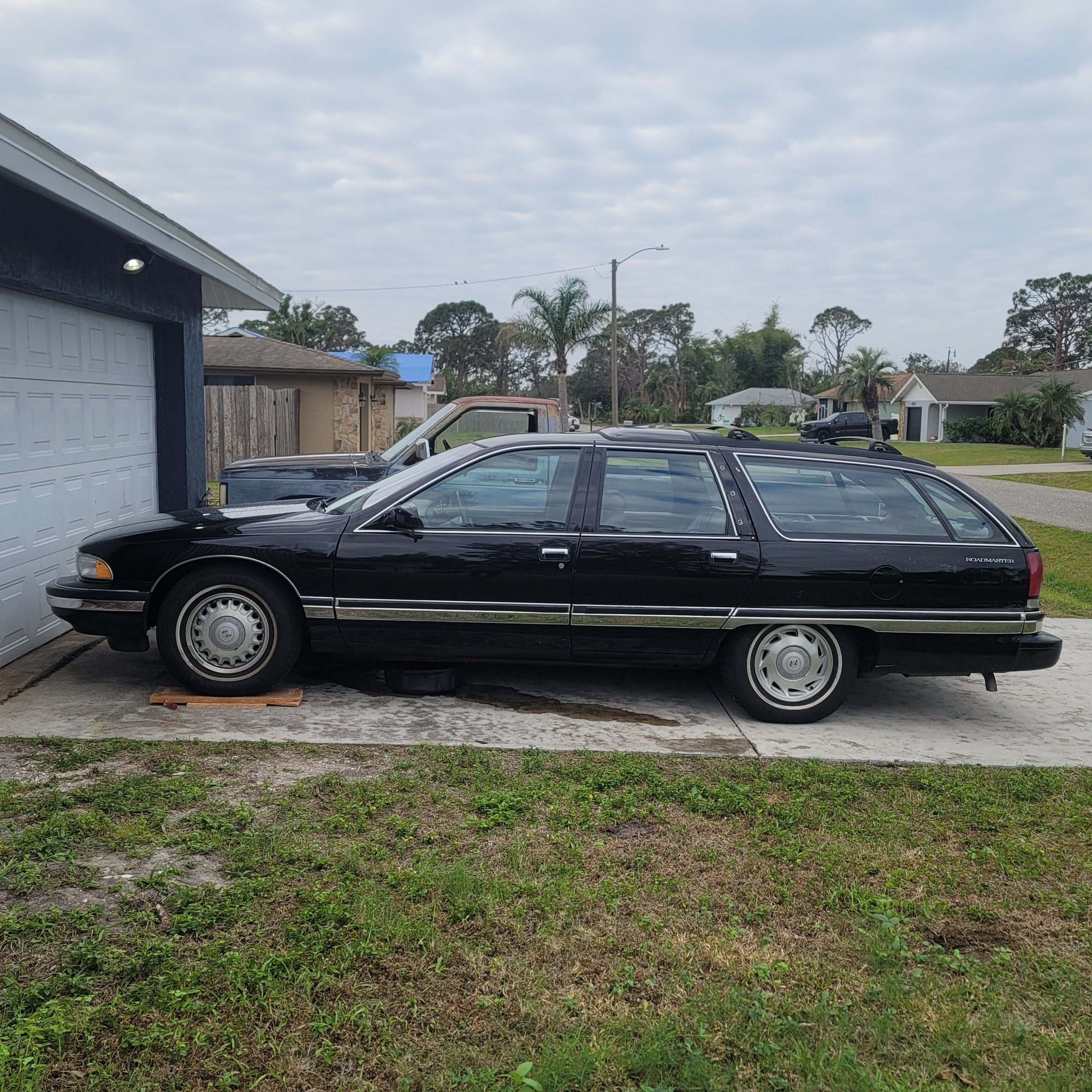Note mismatched rear wheel? Not sure what thats off of or why.