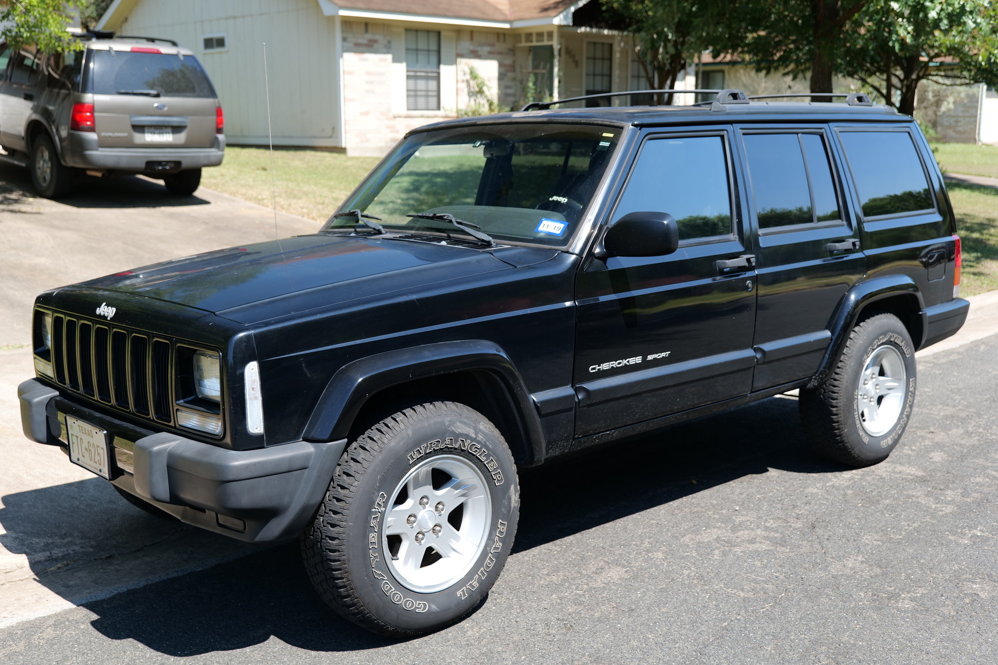 FS [SouthCent] 1999 Jeep Cherokee Sport 4x4 Low Miles