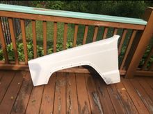  New fender freshly painted by a local body shop 