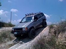 33 x 12.5 BFG AT (4)