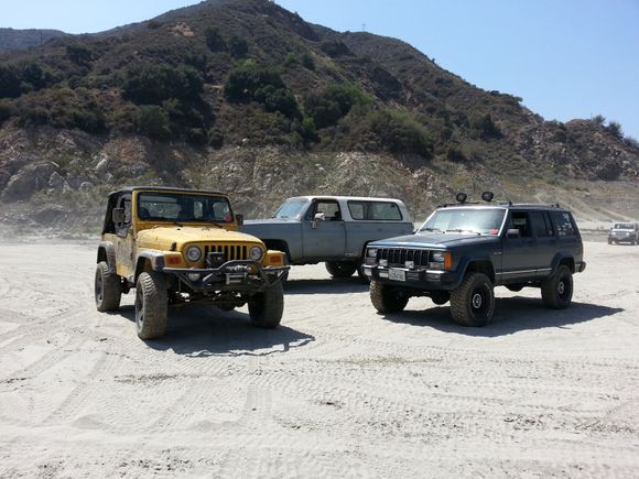 Azusa canyon ca. before roof rack was put on.