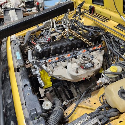 "New" motor going in! Banks header, Extreme 4x4 comp cam, Clearwater cylinder head