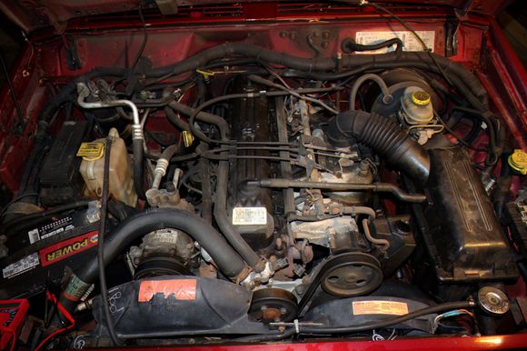 1999 Cherokee Classic Engine Compartment.