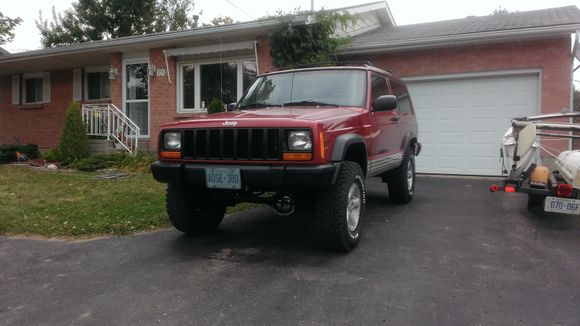 Painted all trim with plastic paint from Canadian tire, works like a charm, lasts years