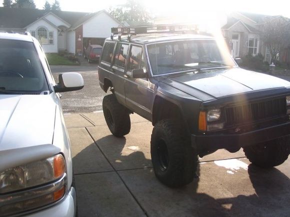 big black Cherok 004