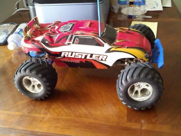 my wannabe jeep.. haha not 45mph  rc car.. very irrelevant