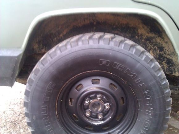 Cut and tucked fenders