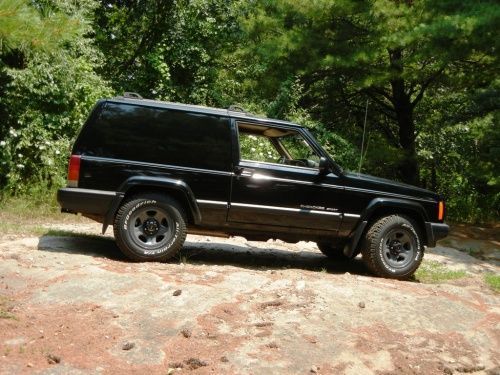 My 99 XJ Panel Sport and newest project.