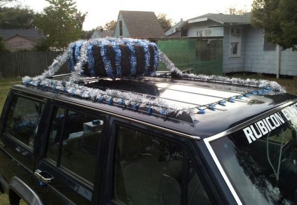 Xj decorations - roof.