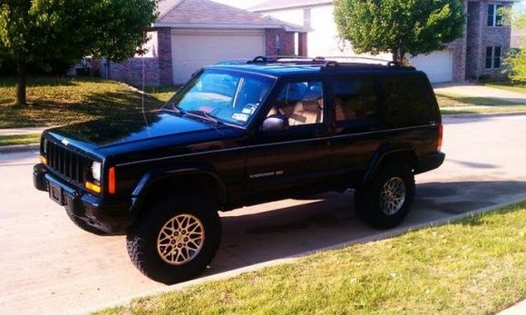 3" lift with 31x10.50 BFG All-Terrains
January 29, will upload with 4.5" RC lift and Warrior Safari Rack.
