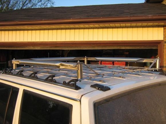 Rear bracing in place.