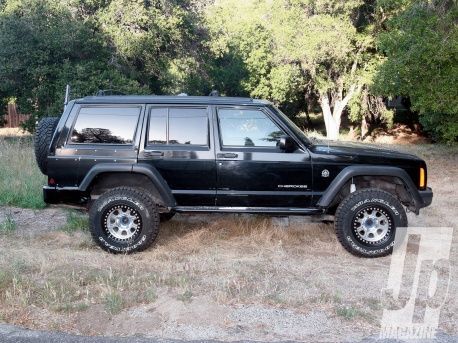 JP Magazine XJ with TJ rear flares