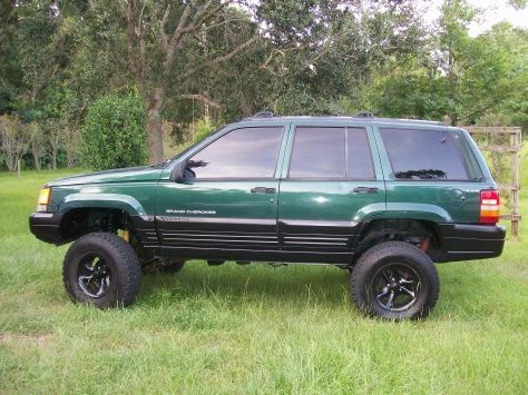 more modifications coming soon, roof rack, aftermarket bumpers, winch