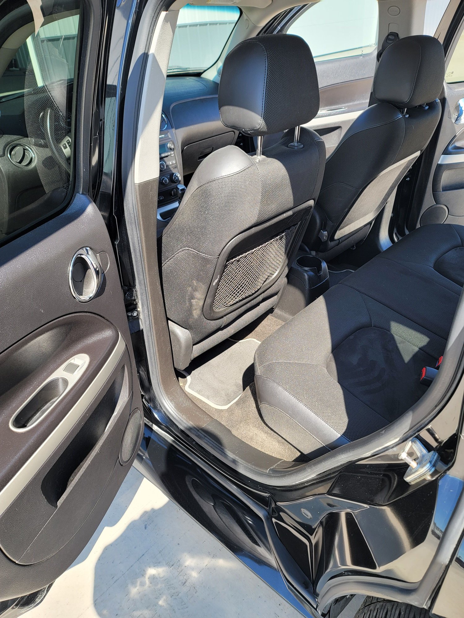 2009 Chevrolet HHR - 2009 HHR SS 94k Miles - Used - VIN 3GNCA73X89S506409 - 94,000 Miles - 4 cyl - 2WD - Manual - Wagon - Black - Harrisburg, SD 57032, United States