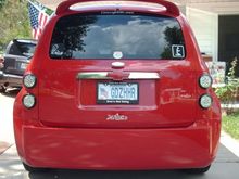 This red rear bowtie, now resides on the BlackSwan’s tailgate it was masked and sprayed in the car, liven that rear bumper, Bob was a stylish HHR, sadly written off after a rear end collision 