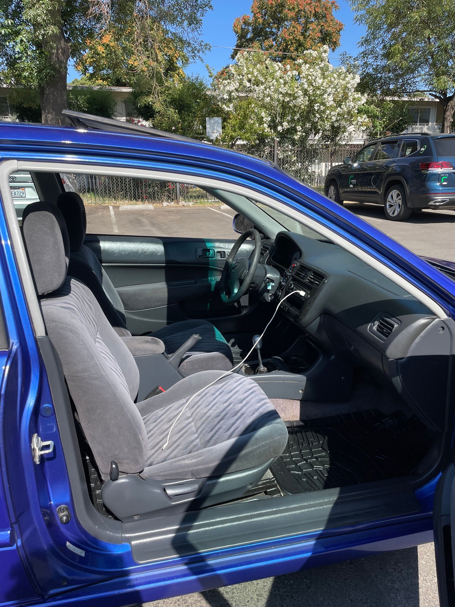 1999 Honda Civic - 1999 Honda Civic Si - New - VIN 1HGEM115XXL063448 - 214,000 Miles - 4 cyl - 2WD - Manual - Coupe - Blue - Modesto, CA 95351, United States