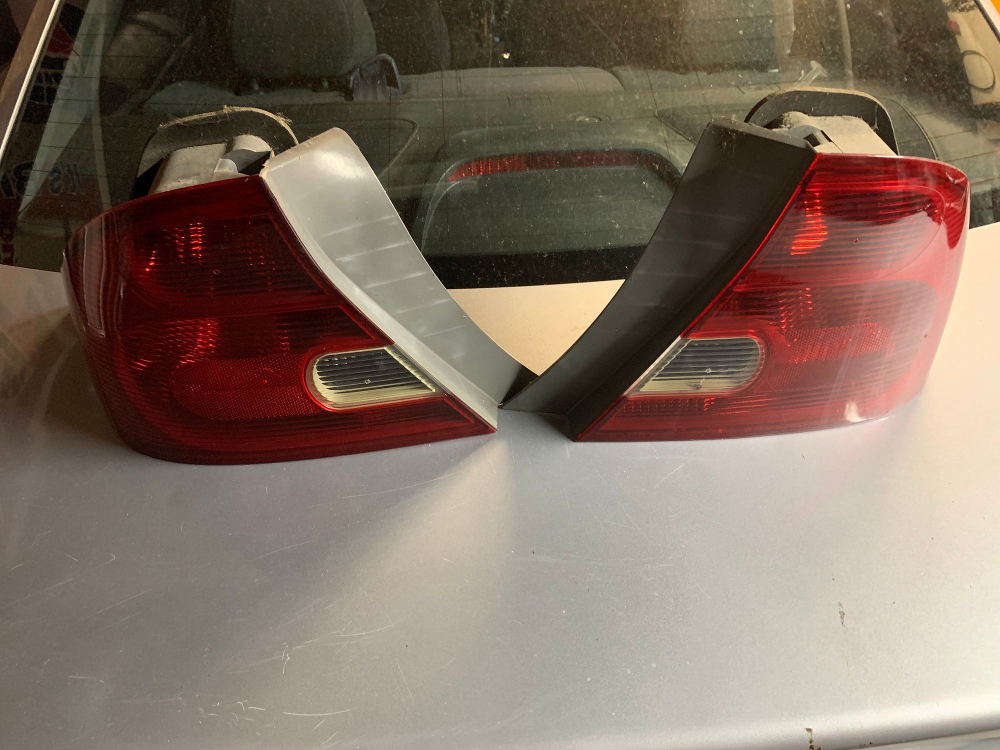 Lights - 2003 Civic Coupe Tail lights - Used - 2001 to 2003 Honda Civic - Dayton, OH 45419, United States