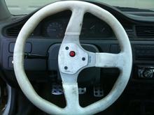 Ugly MOMO steering wheel