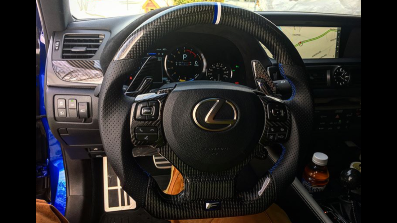 Interior/Upholstery - Cabron Fiber F Steering wheel - Used - 2016 to 2019 Lexus GS F - 2015 to 2019 Lexus RC F - Bedford, MA 01730, United States