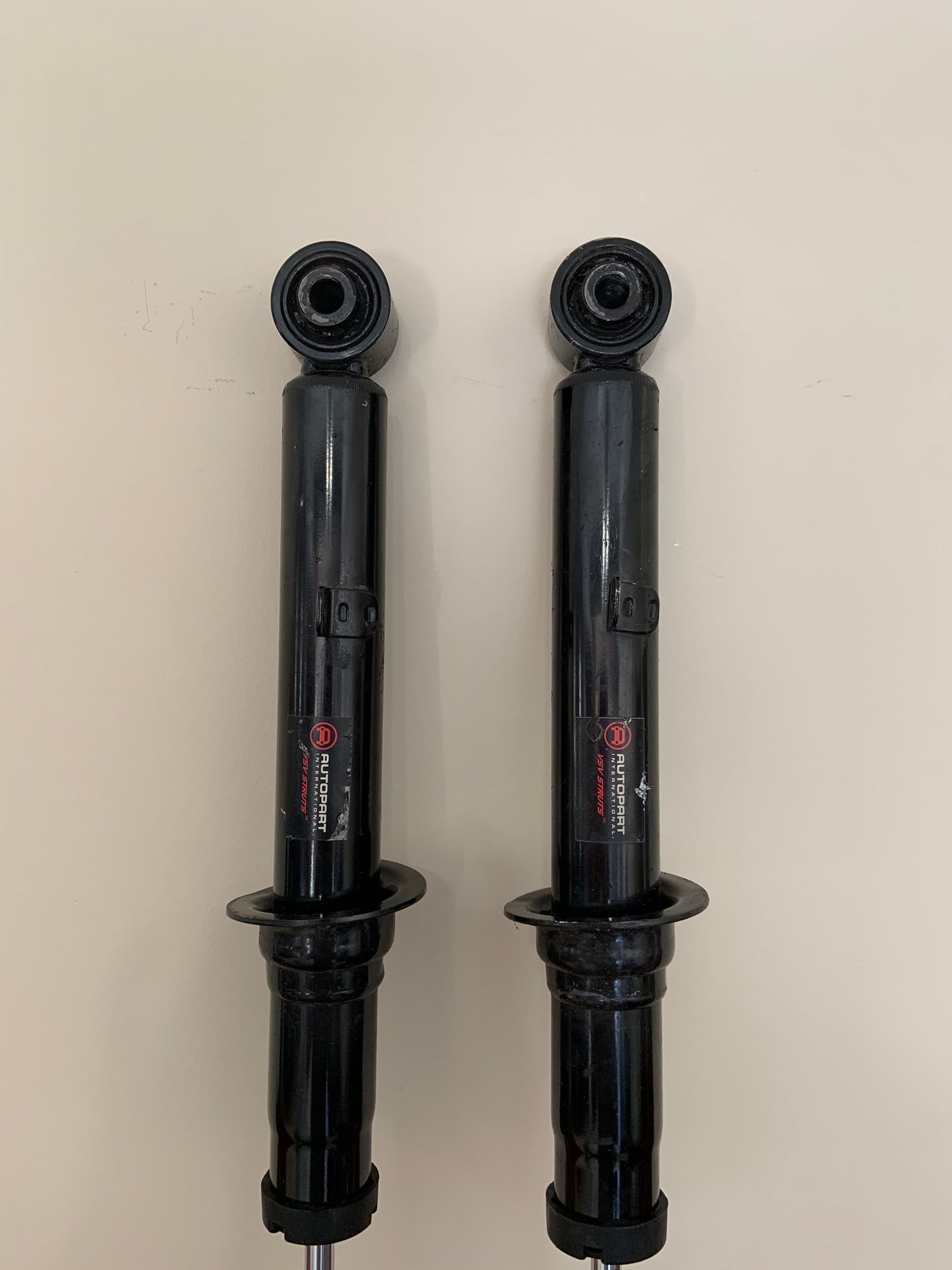 Steering/Suspension - Struts and lower control arm/ball joints for SC430 - Used - 2004 to 2012 Lexus SC430 - Atlanta, GA 30301, United States