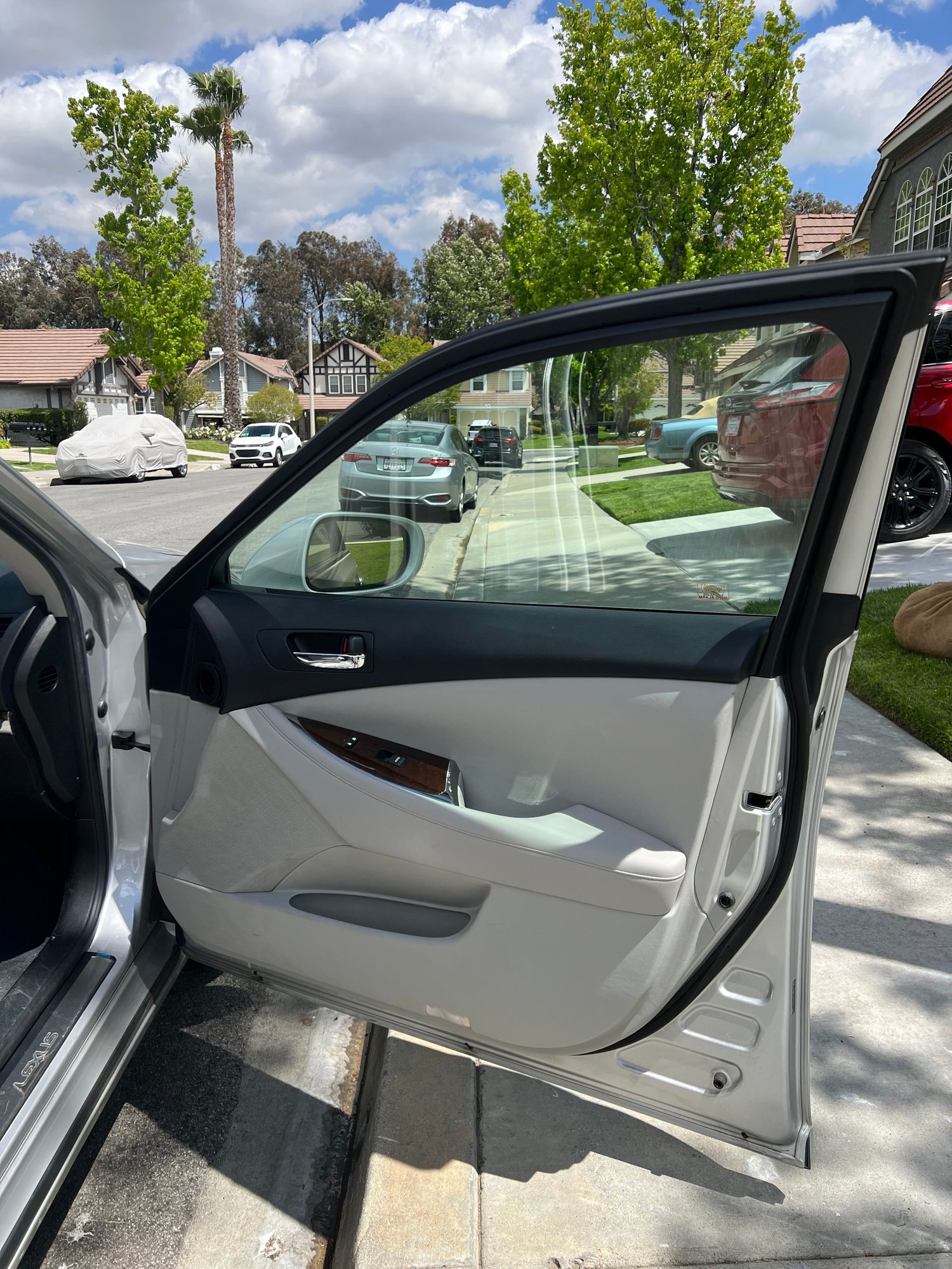 2010 Lexus ES350 - 2010 Lexus Es350 Socal - Used - VIN JTHBK1EG9A2357230 - 89,999 Miles - 6 cyl - 2WD - Automatic - Sedan - Silver - San Bernardino/santa Clarita, CA 91351, United States