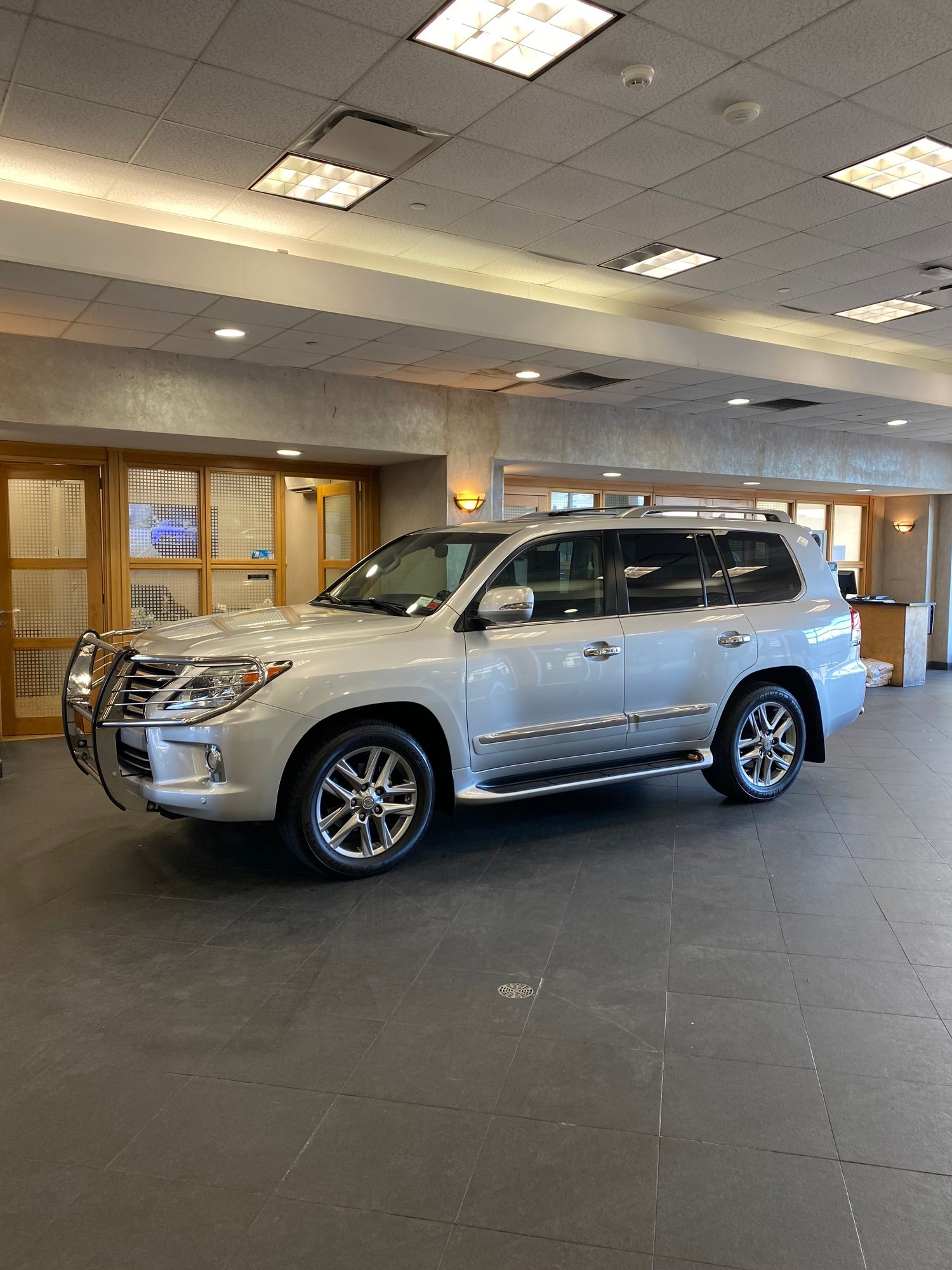 2008 Lexus LX 570 for Sale - Cars & Bids