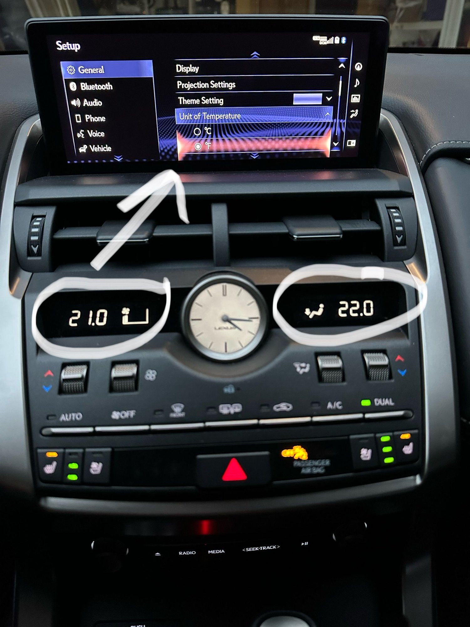 Switched to F but still shows Climate control display as C