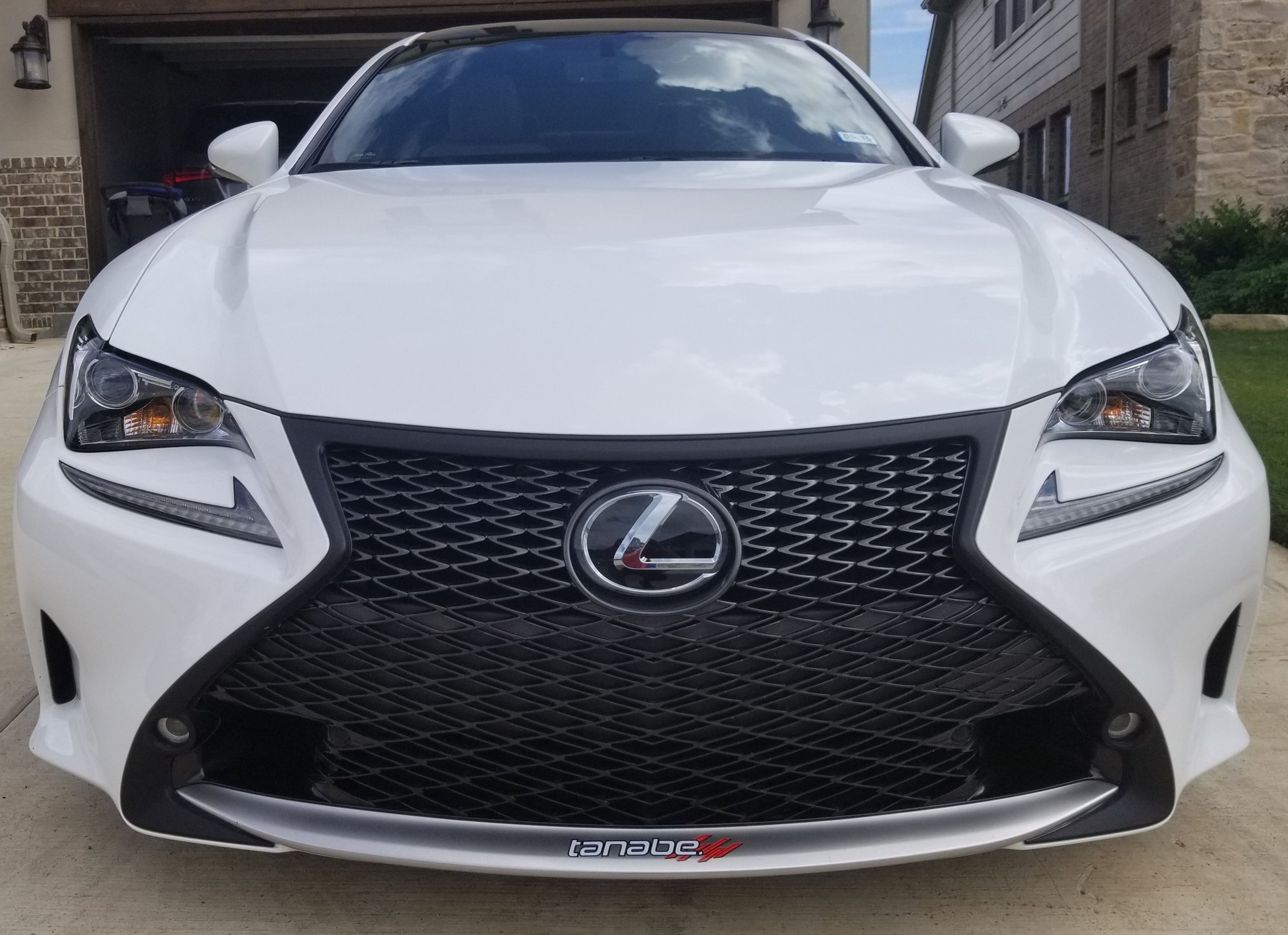 2016 Lexus RC350 - 2016 RC 350 F-Sport - Used - VIN JTHHE5BC7G5013817 - 6 cyl - 2WD - Automatic - Coupe - White - Argyle, TX 76226, United States