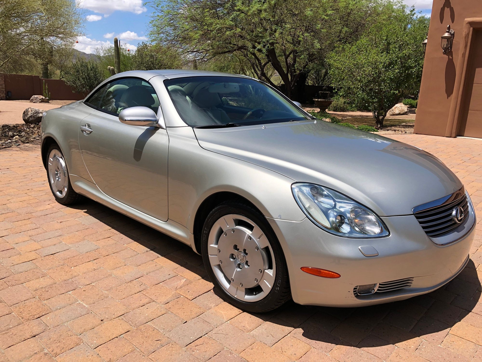 2002 Lexus SC430 - 2002 Lexus SC430 Stunning Immaculate T-belt Service All Maintenance completed - New - VIN JTHFN48Y920001694 - 8 cyl - 2WD - Automatic - Convertible - Silver - Tucson, AZ 85755, United States