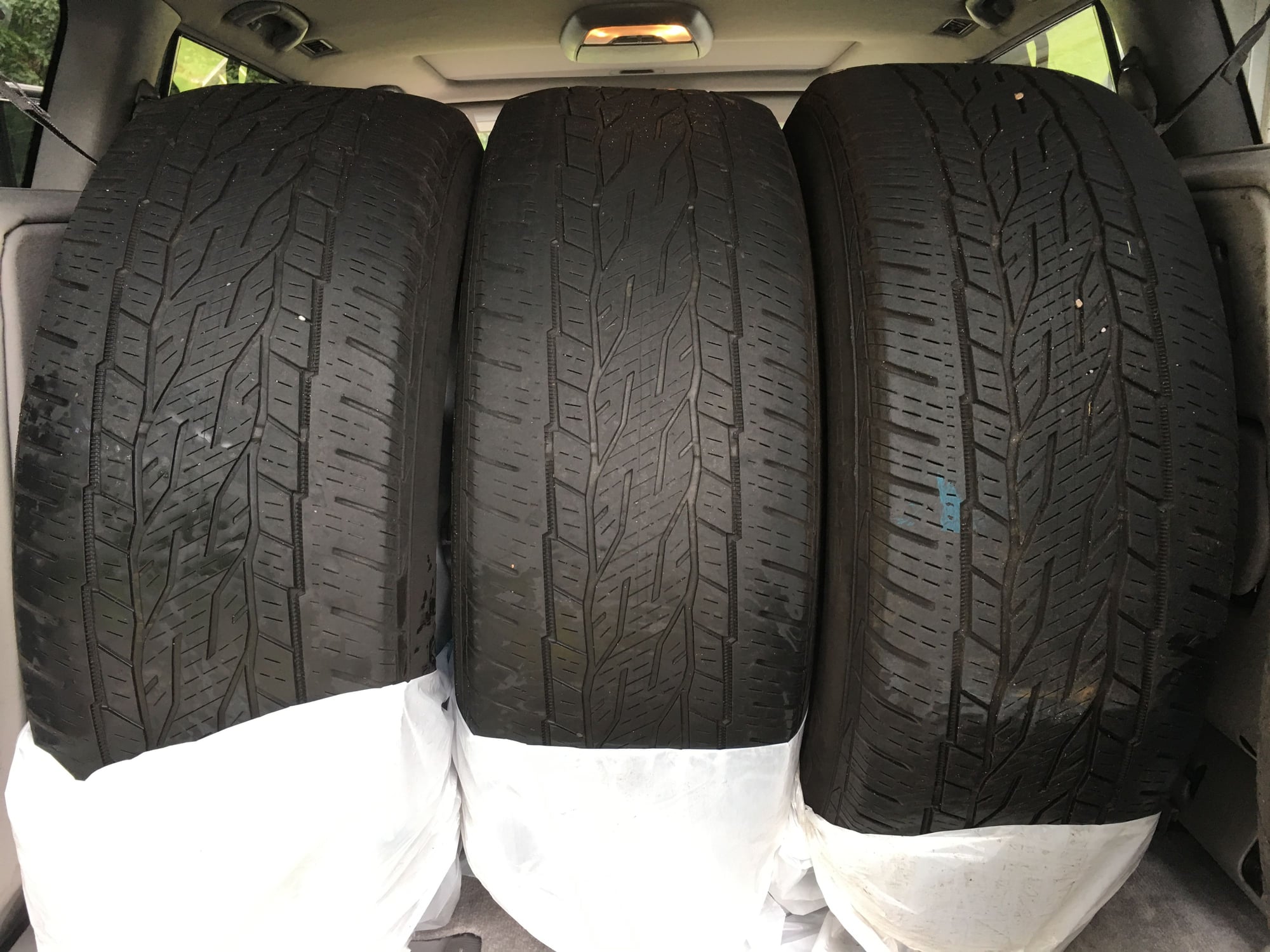 Wheels and Tires/Axles - (PA) Set of 4 Land Cruiser Wheels and Tires - $400 OBO - Used - 1998 to 2007 Toyota Land Cruiser - Philadelphia, PA 19103, United States