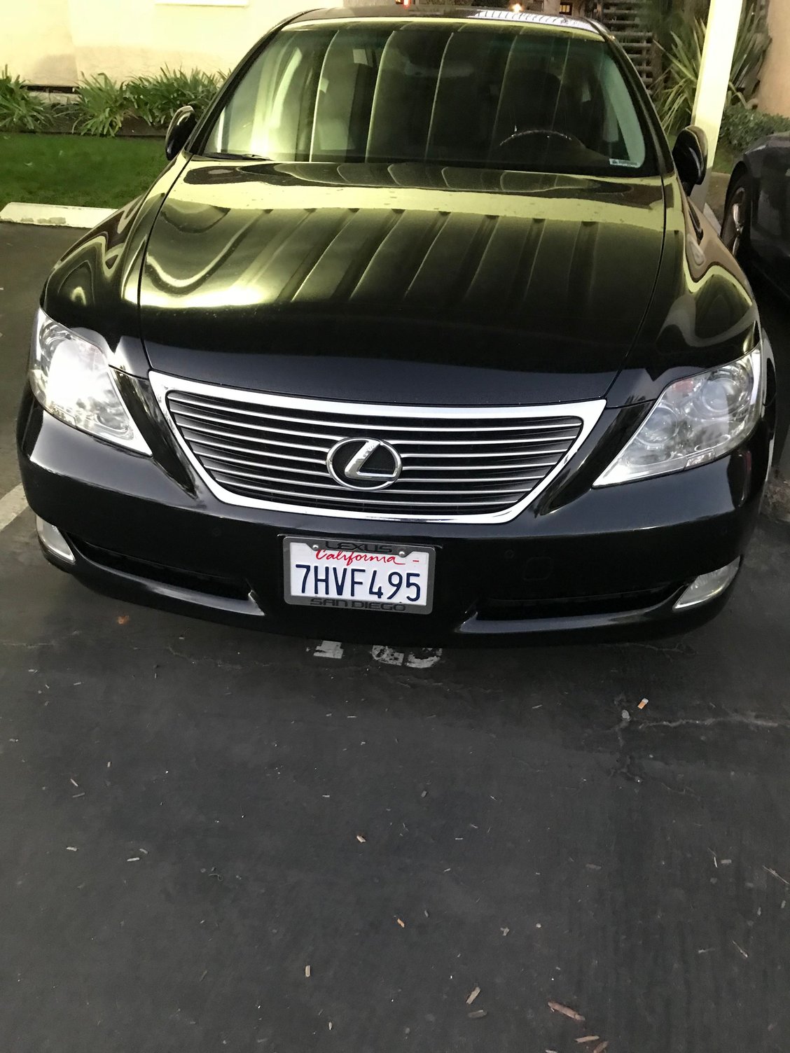 2008 Lexus LS460 - FS:Ca 2008 Lexus LS460 Clean Title - Used - VIN JTHBL46F985063839 - 111,500 Miles - 8 cyl - 2WD - Automatic - Sedan - Black - San Diego, CA 92126, United States
