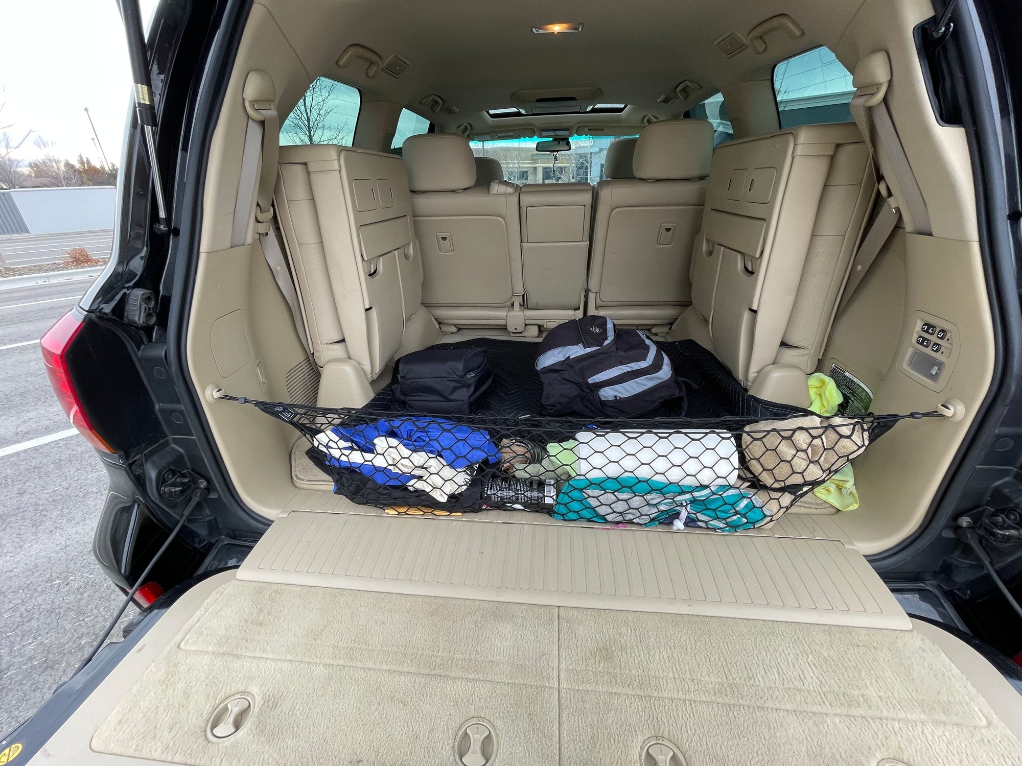2008 Lexus LX570 - 2008 LX570 - 74k miles - Used - VIN JTJHY00W884007439 - 74,000 Miles - 8 cyl - 4WD - Automatic - SUV - Black - Meridian, ID 83642, United States