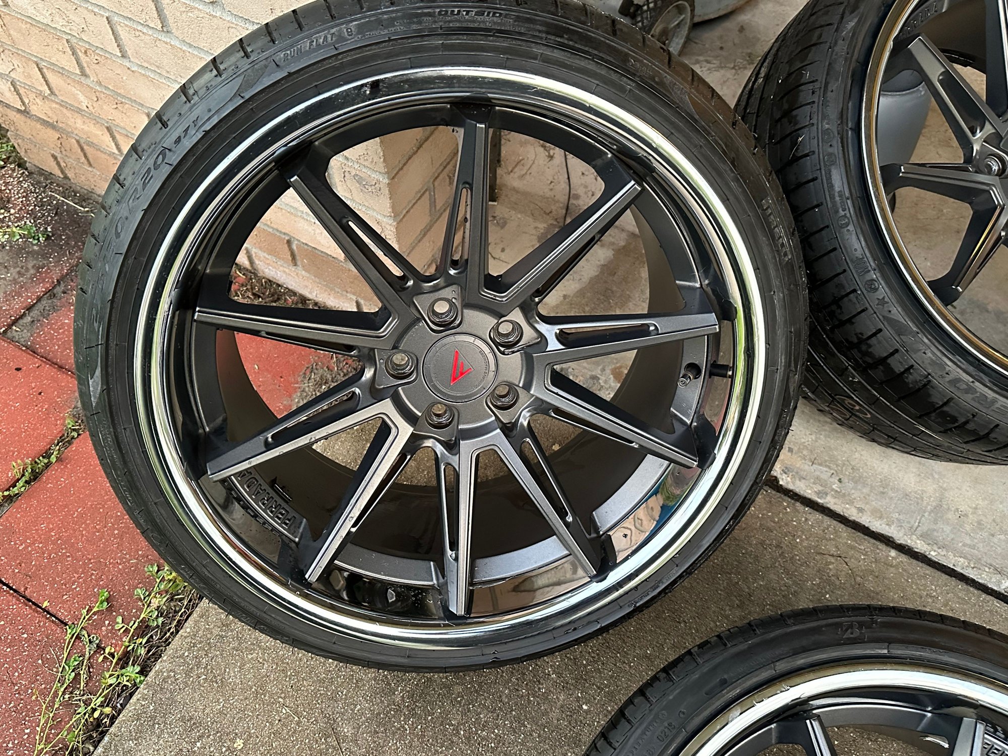 Wheels and Tires/Axles - 20” Ferrada cm2 concave gunmetal rims w like new pirelli and Bridgestone tires $1600 - Used - 0  All Models - Hudson, FL 34667, United States