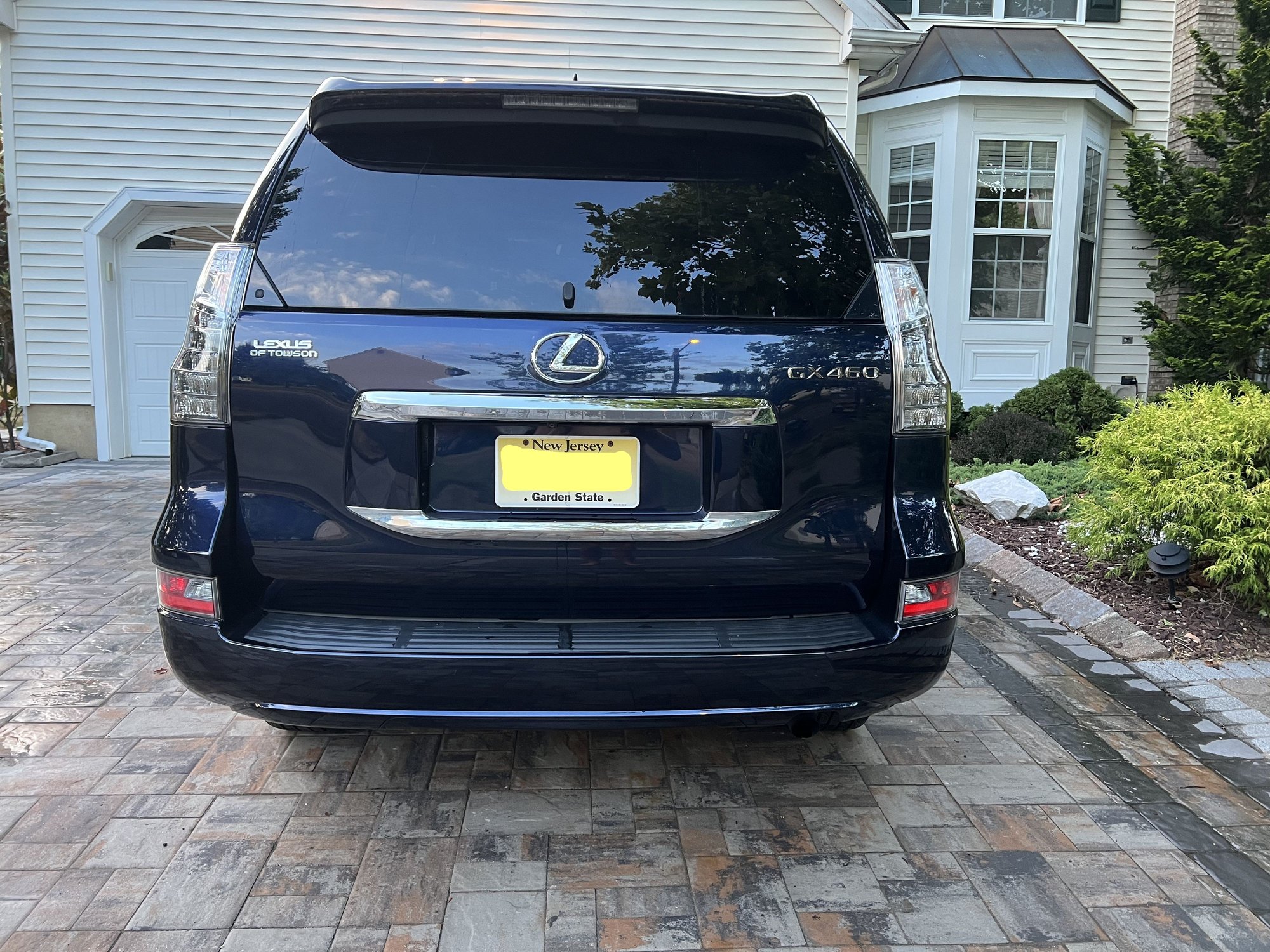 2018 Lexus GX460 - 2018 Lexus GX460 - Nightfall Blue on Sepia - 20K Miles / One Owner / No Accidents - Used - VIN JTJBM7FX3J5206280 - 20,150 Miles - 8 cyl - 4WD - Automatic - SUV - Blue - East Brunswick, NJ 08816, United States
