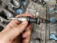 low mileage 6.2L injectors