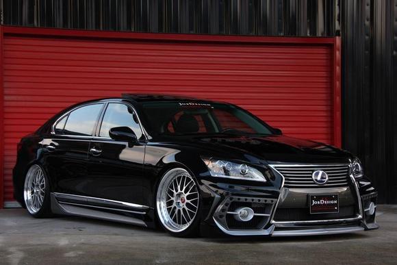 World Premium 8 and 10th Anniversary Aero Body Kit (FRP) for Lexus LS460 2013-2017