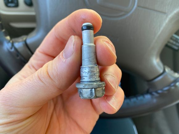 Old bolts, notice the lack of threads!