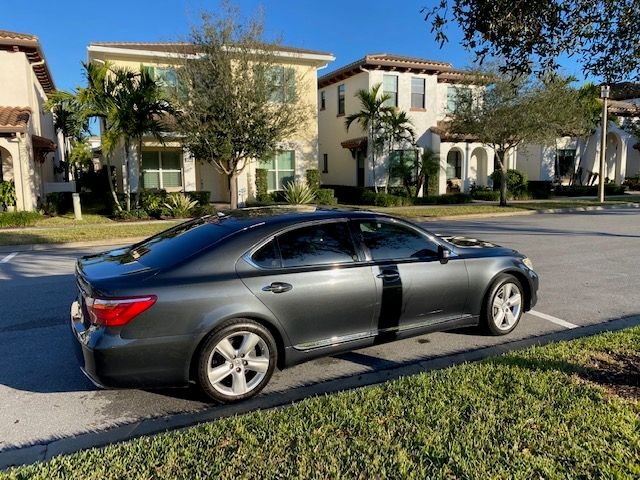 2010 Lexus LS460 - 2010 LS460L - needs almost nothing, well maintained, interior replaced (ZLZ) - Used - VIN JTHGL5EFXA5041173 - 151,000 Miles - 8 cyl - Gray - Palm Beach Gardens, FL 33418, United States