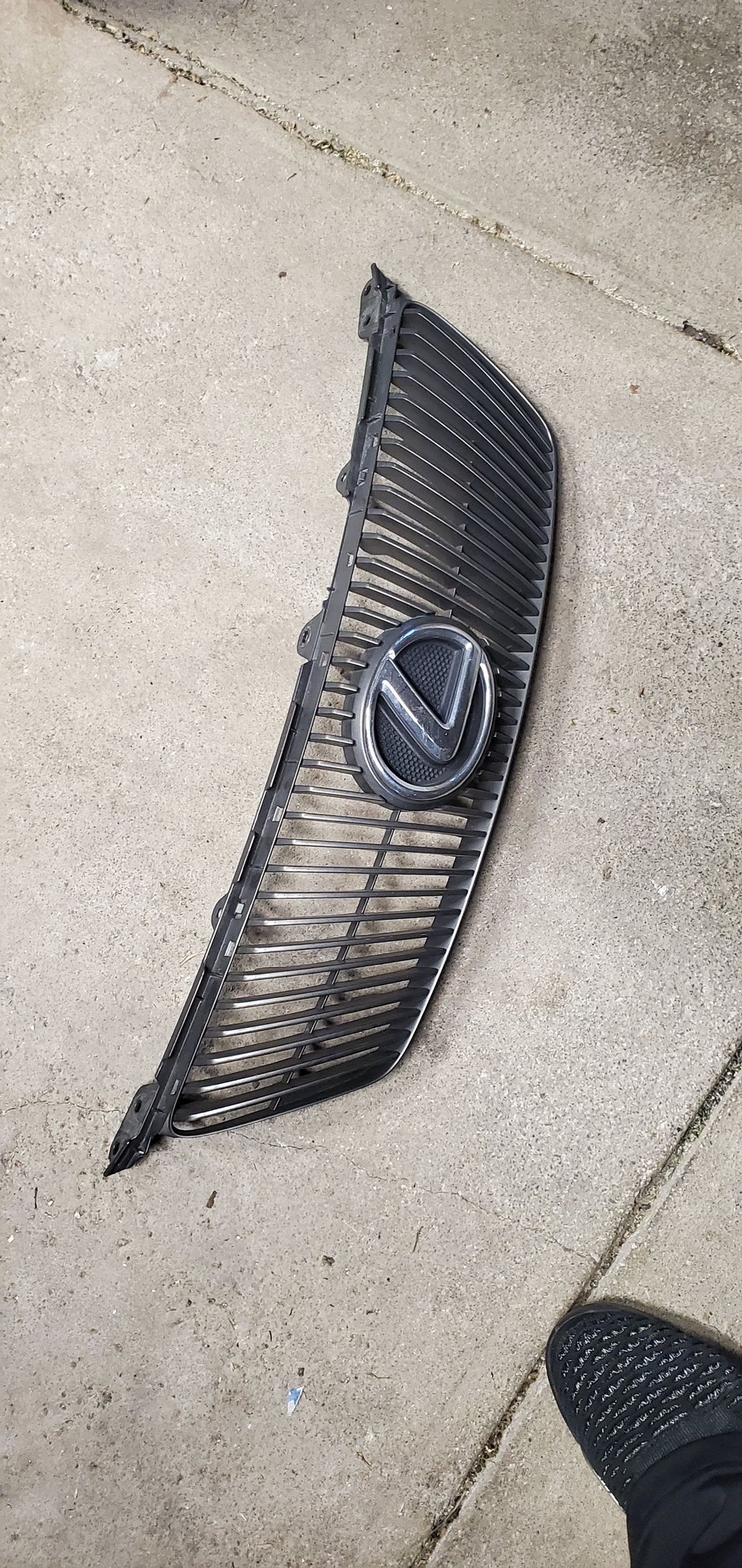Exterior Body Parts - IS250/350/F Vstyle spoiler/Grille and 250/350 rear splitter - Used - 2006 to 2014 Lexus IS250 - Highland, NY 12528, United States