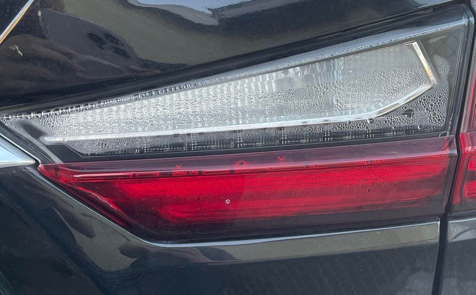 2018 tail light help!! ClubLexus Lexus Forum Discussion